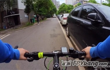 低碳出行.jpg